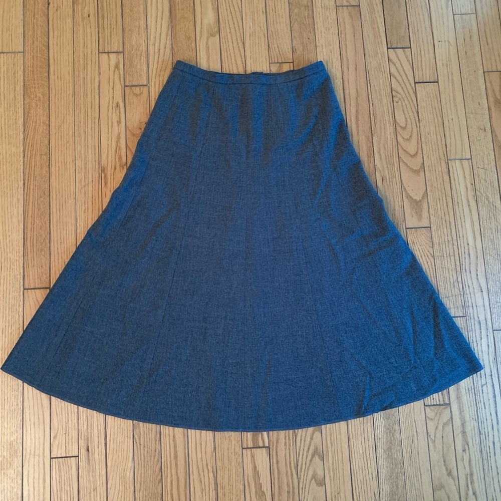 Talbots Petites  A-Line Skirt  women's size 8P gray 96% Wool Classic